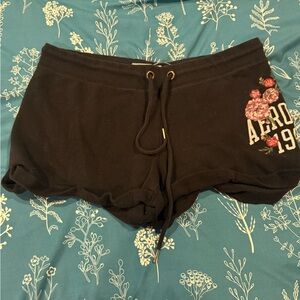 6 for $15 aeropostale large shorts black
